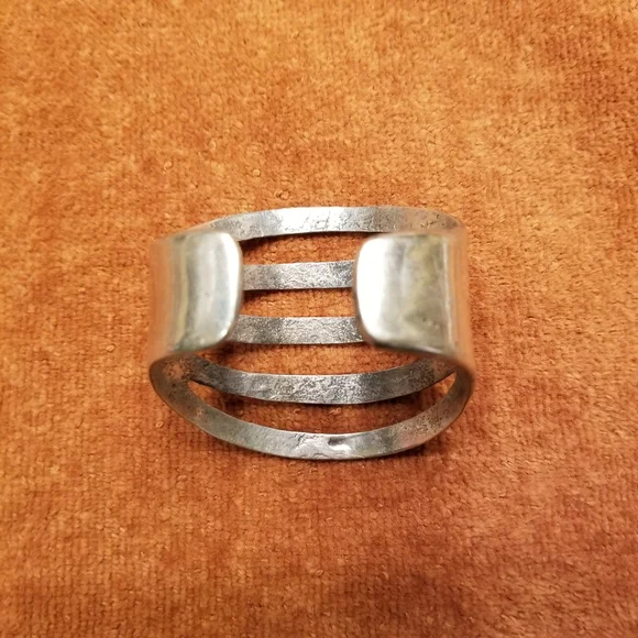 Bracelet, 5 band - Picture 4 of 8